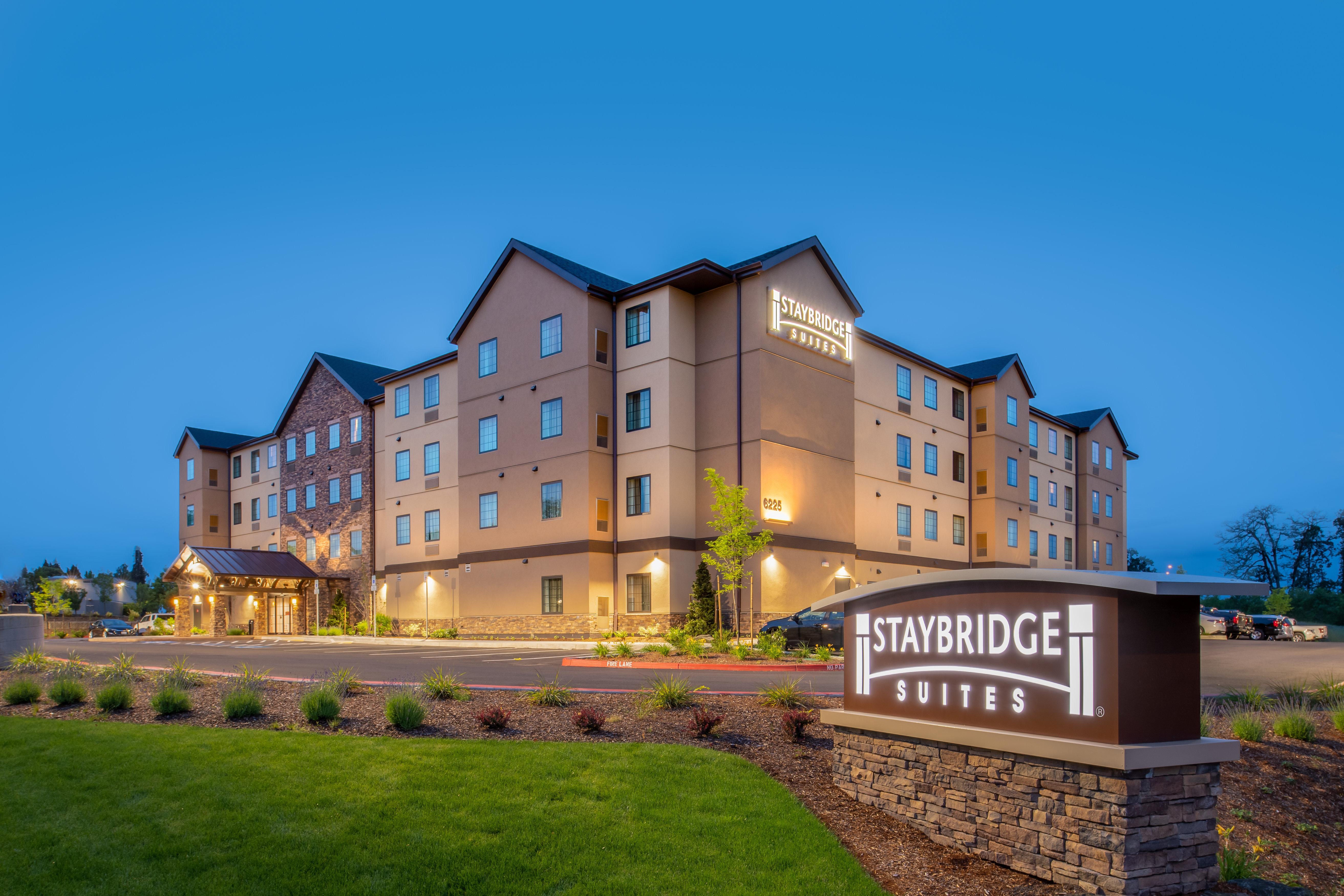 Staybridge Suites - Hillsboro North By Ihg Esterno foto