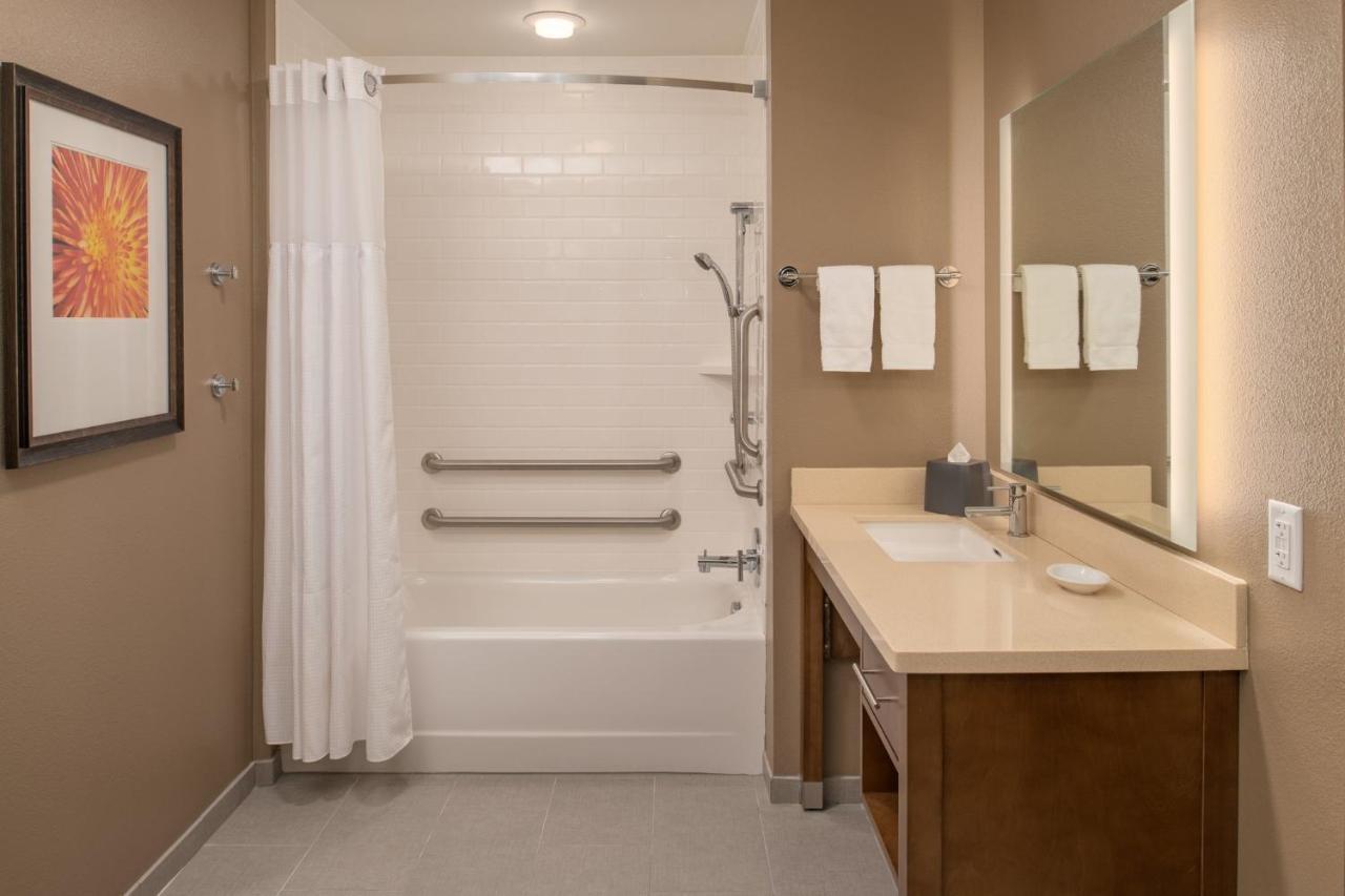 Staybridge Suites - Hillsboro North By Ihg Esterno foto